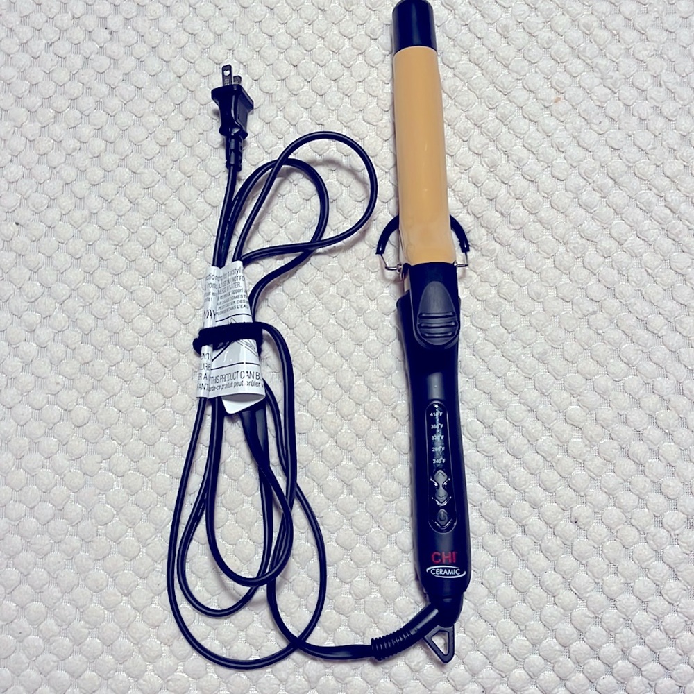 CHI 1 Inch Ceramic Curling Iron